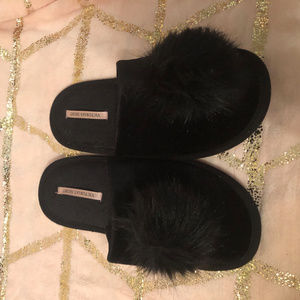 VICTORIA SECRET BLACK SLIPPERS